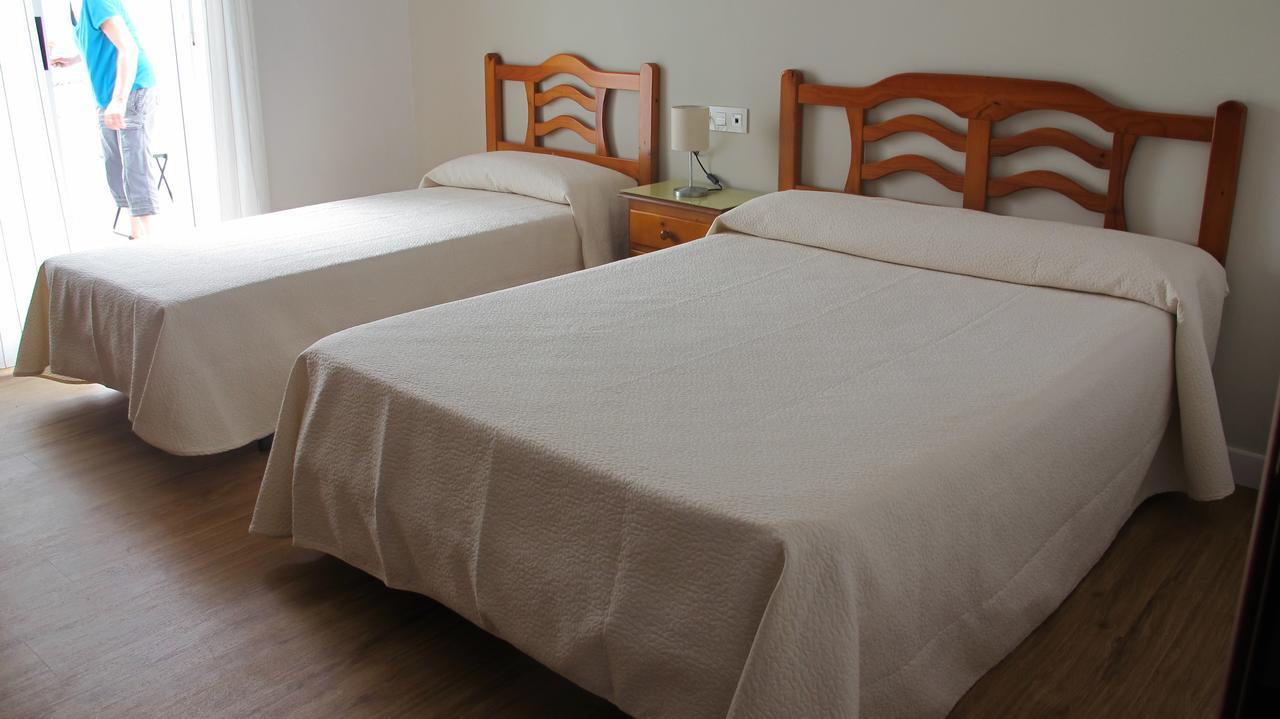 Hostal Onteniente La Mamola Dış mekan fotoğraf