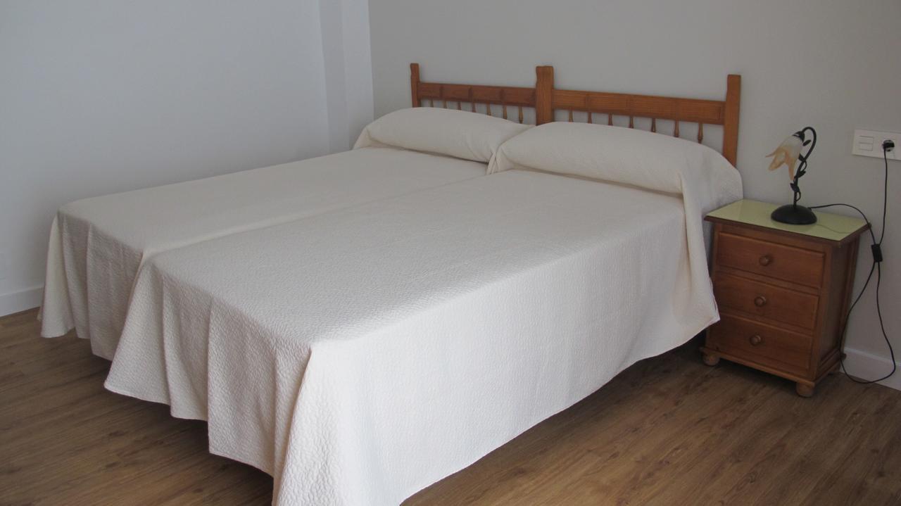 Hostal Onteniente La Mamola Dış mekan fotoğraf
