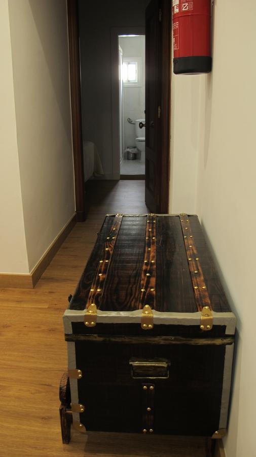 Hostal Onteniente La Mamola Dış mekan fotoğraf